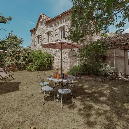 Les Instants Du Lot Πανσιόν 3*
