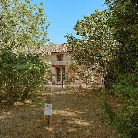 Πανσιόν Les Instants Du Lot 3*